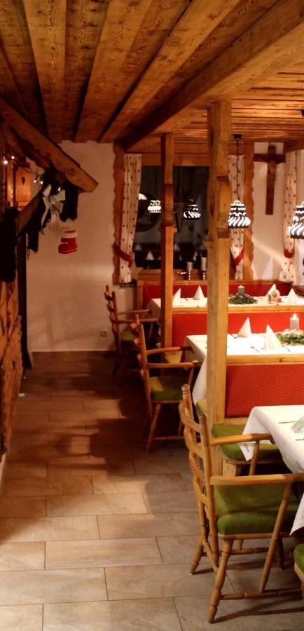 Berggasthof Karntner Alm Hotel Mittenwald Exterior photo
