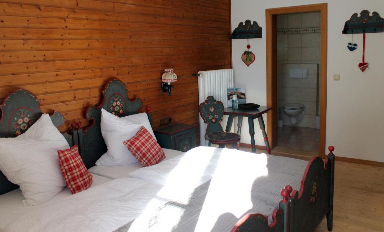 Berggasthof Karntner Alm Hotel Mittenwald Exterior photo